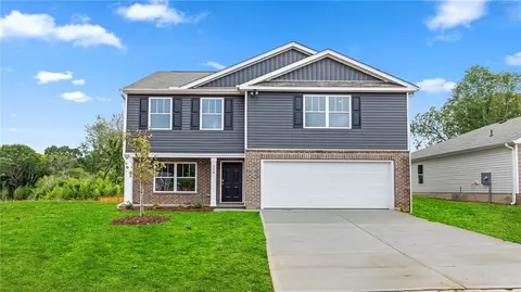 116 Cascade Ln, Seneca, SC 29678