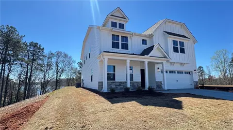 130 Teal Ln, Seneca, SC 29678