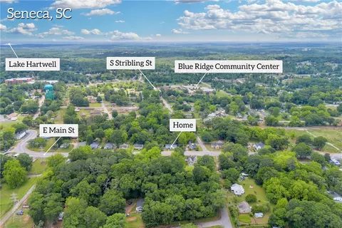 View/Area - 904 E Main St, Seneca, SC 29678 photo 4 of 12