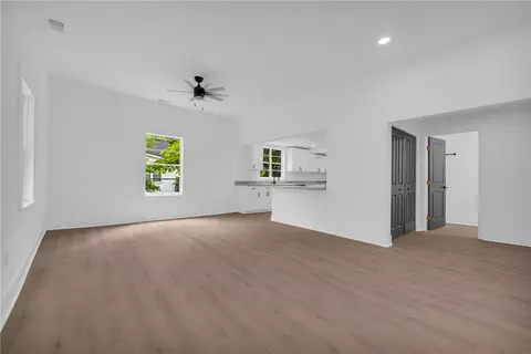 Living - 904 E Main St, Seneca, SC 29678 photo 1 of 6