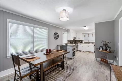 Dining - 1101 Oak Dr, Pendleton, SC 29670 photo 1 of 2