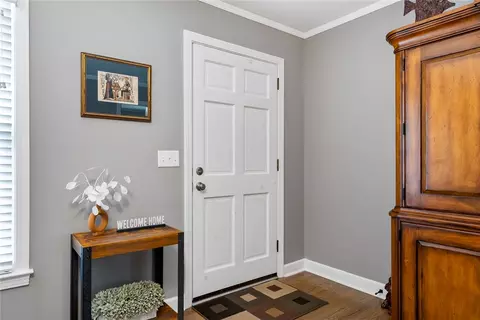 Entry Way - 1101 Oak Dr, Pendleton, SC 29670 photo 1 of 1