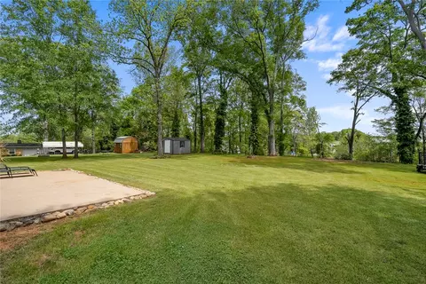 Exterior - 1101 Oak Dr, Pendleton, SC 29670 photo 5 of 7