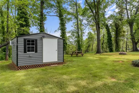 Exterior - 1101 Oak Dr, Pendleton, SC 29670 photo 6 of 7