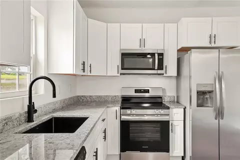 417 Cateechee Trl, Central, SC 29630 photo 7