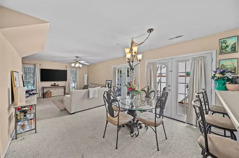 113 Stonegate Dr, Seneca, SC 29678 photo 9