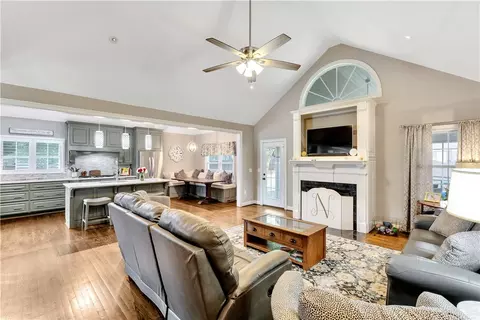 115 Red Maple Cir, Easley, SC 29642 photo 11