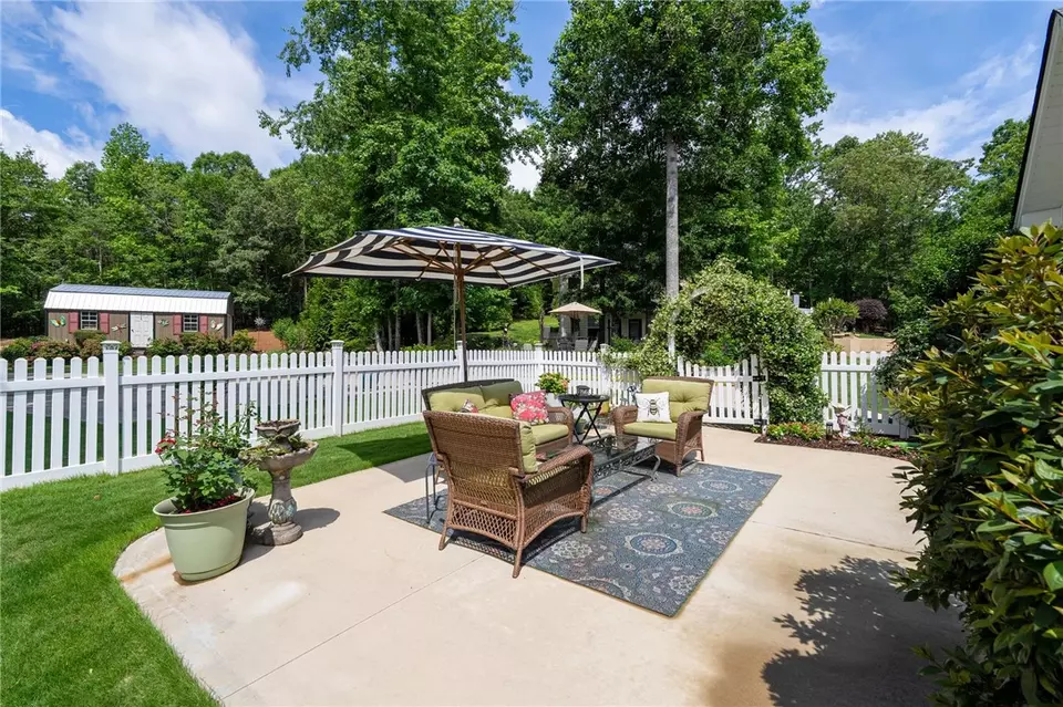 Exterior - 109 S Shore Dr, Fair Play, SC 29643 photo 11 of 22