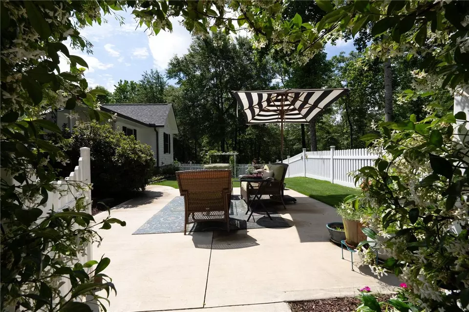 Exterior - 109 S Shore Dr, Fair Play, SC 29643 photo 13 of 22