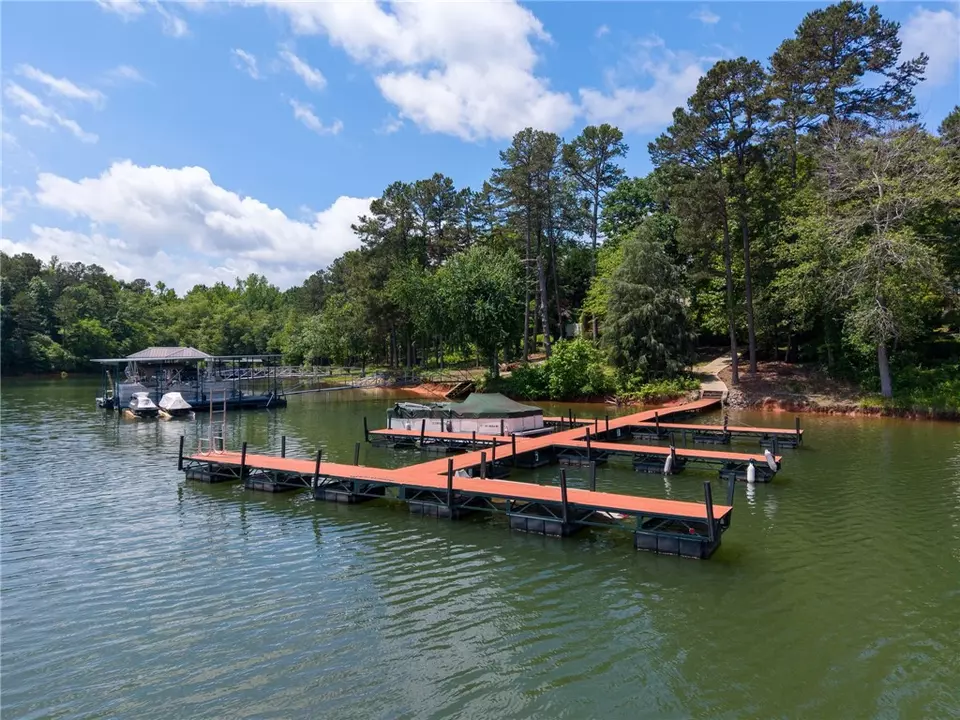 View/Area - 109 S Shore Dr, Fair Play, SC 29643 photo 2 of 5