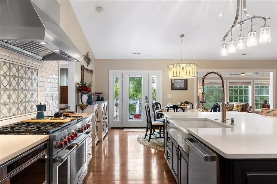 Kitchen - 109 S Shore Dr, Fair Play, SC 29643 photo 2 of 5