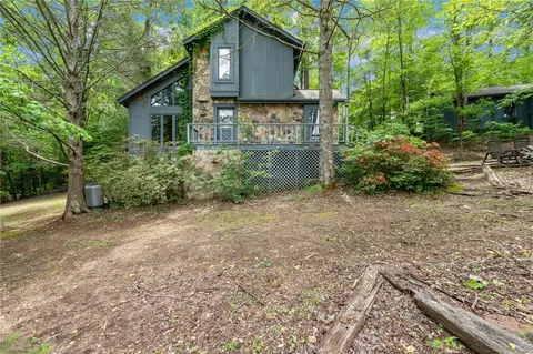 Exterior - 101 Broken Bow Run, Pickens, SC 29671 photo 4 of 9