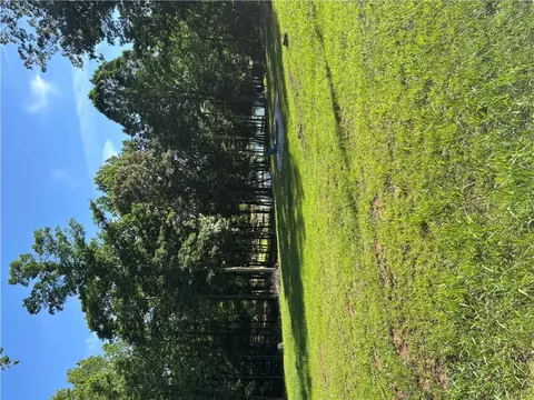 450 N Port Bass Dr, Fair Play, SC 29643