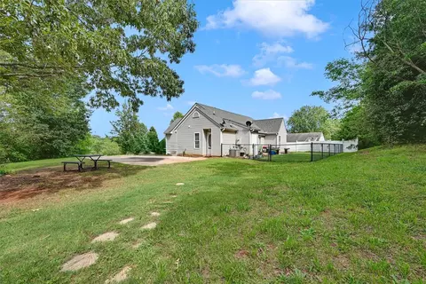 Exterior - 205 Willow Leaf Dr, Seneca, SC 29672 photo 12 of 12
