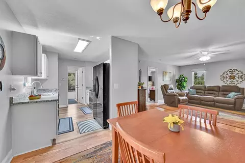Dining - 205 Willow Leaf Dr, Seneca, SC 29672 photo 4 of 4