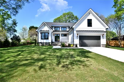 1128 Ramona Dr, Belton, SC 29627