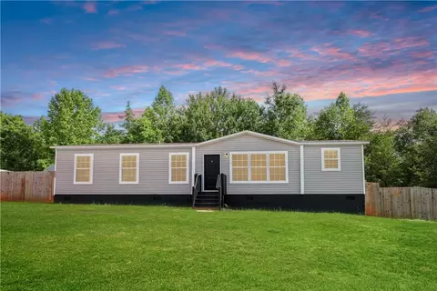 123 Tucker Ln, Easley, SC 29640