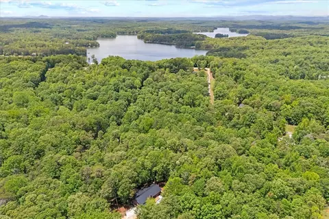View/Area - 119 Deerwood Dr, Westminster, SC 29693 photo 5 of 7