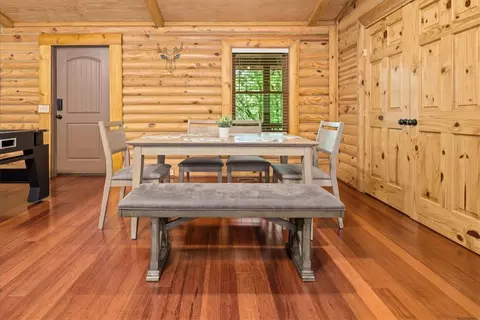 Dining - 119 Deerwood Dr, Westminster, SC 29693 photo 1 of 2
