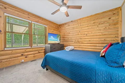 Bedroom - 119 Deerwood Dr, Westminster, SC 29693 photo 3 of 6