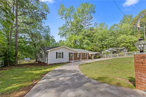 134 Evergreen Ct, Central, SC 29630