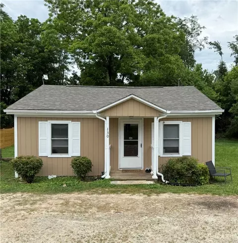 130 Marshall Ave, Seneca, SC 29678