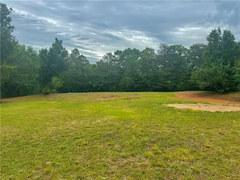 104 Carson Creek Dr, Piedmont, SC 29673