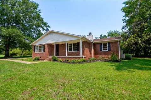 231 E Hampton Ave, Honea Path, SC 29654
