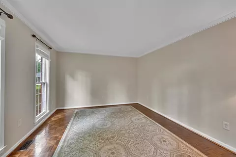 Living - 1208 Marett Rd, Pendleton, SC 29670 photo 2 of 4