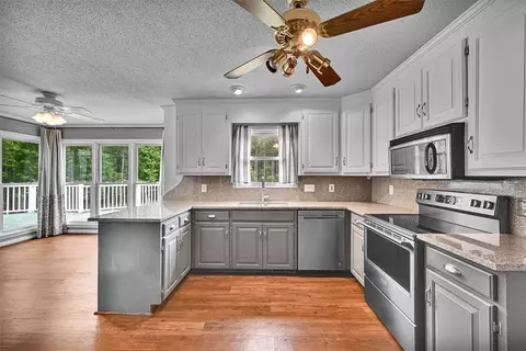Kitchen - 1208 Marett Rd, Pendleton, SC 29670 photo 1 of 5