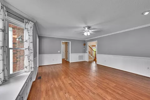 Living - 1208 Marett Rd, Pendleton, SC 29670 photo 4 of 4