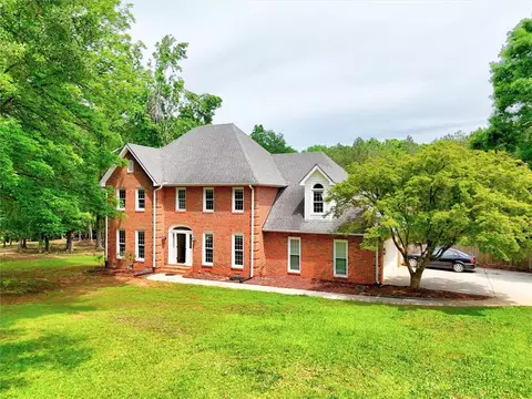 1208 Marett Rd, Pendleton, SC 29670