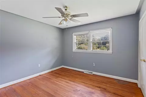 400 Maple Ave, Seneca, SC 29678 photo 10