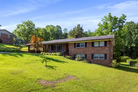 400 Maple Ave, Seneca, SC 29678 photo 2