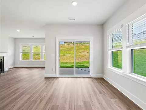 767 Burghley Cir, Greer, SC 29651 photo 9