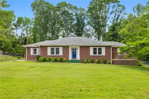 113 Sunset Dr, Honea Path, SC 29654