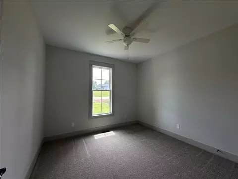 Bedroom - 190 Jefferson Pl, Walhalla, SC 29691 photo 2 of 3