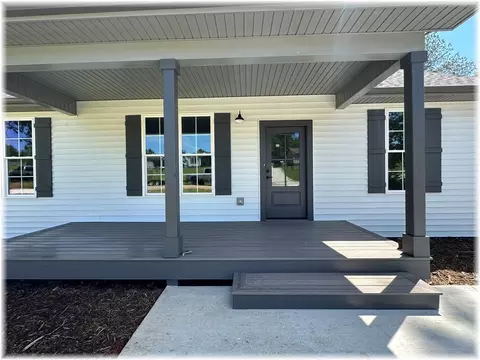 Exterior - 190 Jefferson Pl, Walhalla, SC 29691 photo 3 of 8