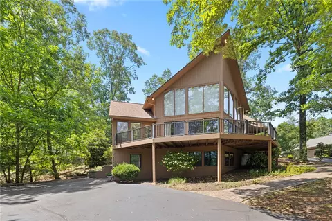 14 Windlass Ct, Salem, SC 29676