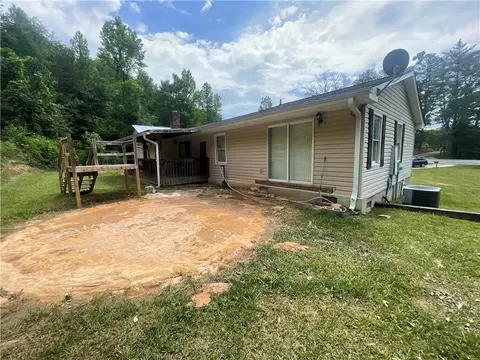 857 Pickett Post Rd, Walhalla, SC 29691 photo 34