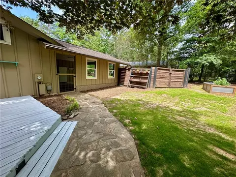 Exterior - 209 Heather Dr, Central, SC 29630 photo 6 of 15