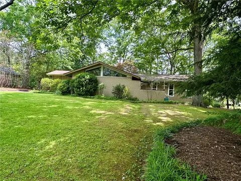 Exterior - 209 Heather Dr, Central, SC 29630 photo 15 of 15