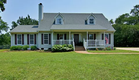 909 Double Springs Rd, Townville, SC 29689