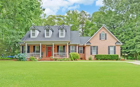 138 Grandview Ct, Hartwell, GA 30643