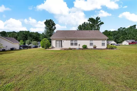 Exterior - 123 Stevens Ct, Williamston, SC 29697 photo 5 of 7