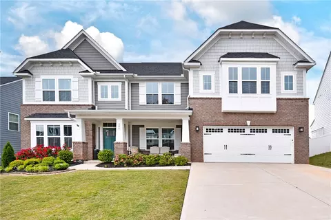 206 Chinook Dr, Greenville, SC 29607