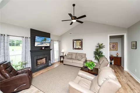 52 Dendy St, Pelzer, SC 29669 photo 16