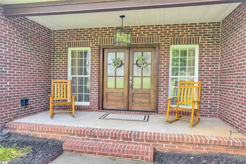 Exterior - 120 Red Maple Cir, Easley, SC 29642 photo 2 of 9
