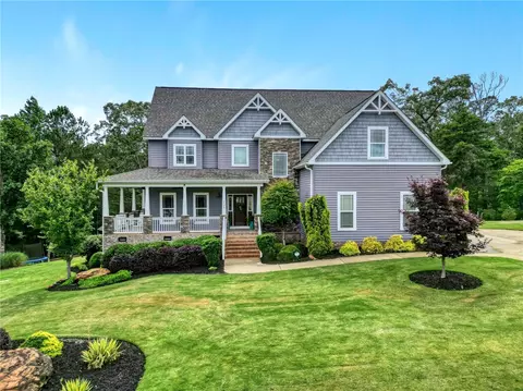 Exterior - 224 Silver Ridge Dr, Central, SC 29630 photo 3 of 10