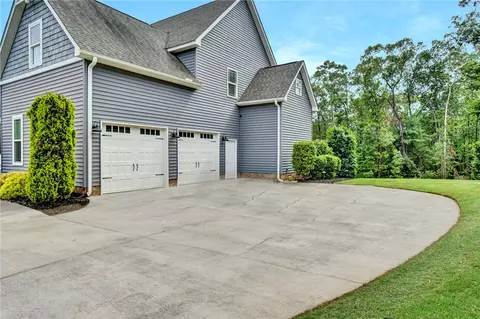Exterior - 224 Silver Ridge Dr, Central, SC 29630 photo 10 of 10